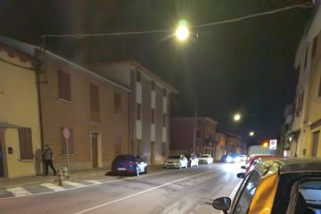 Minerbio, Ca’ de Fabbri: autocarro danneggia tre auto e fugge. Individuato dalla Polizia Locale di Minerbio e Baricella